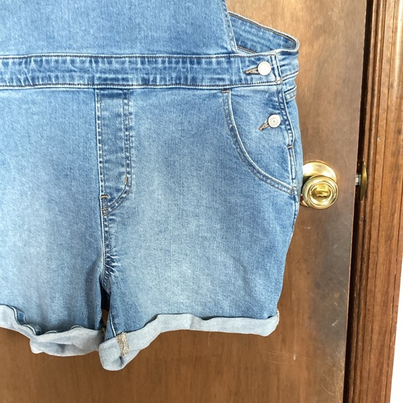 Relisted Levi’s denim jean short overall 20W - Picture 7 of 15